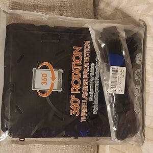 NWT Groleoa 360° Rotation iPad/tablet caseFits iPad Pro 11-12